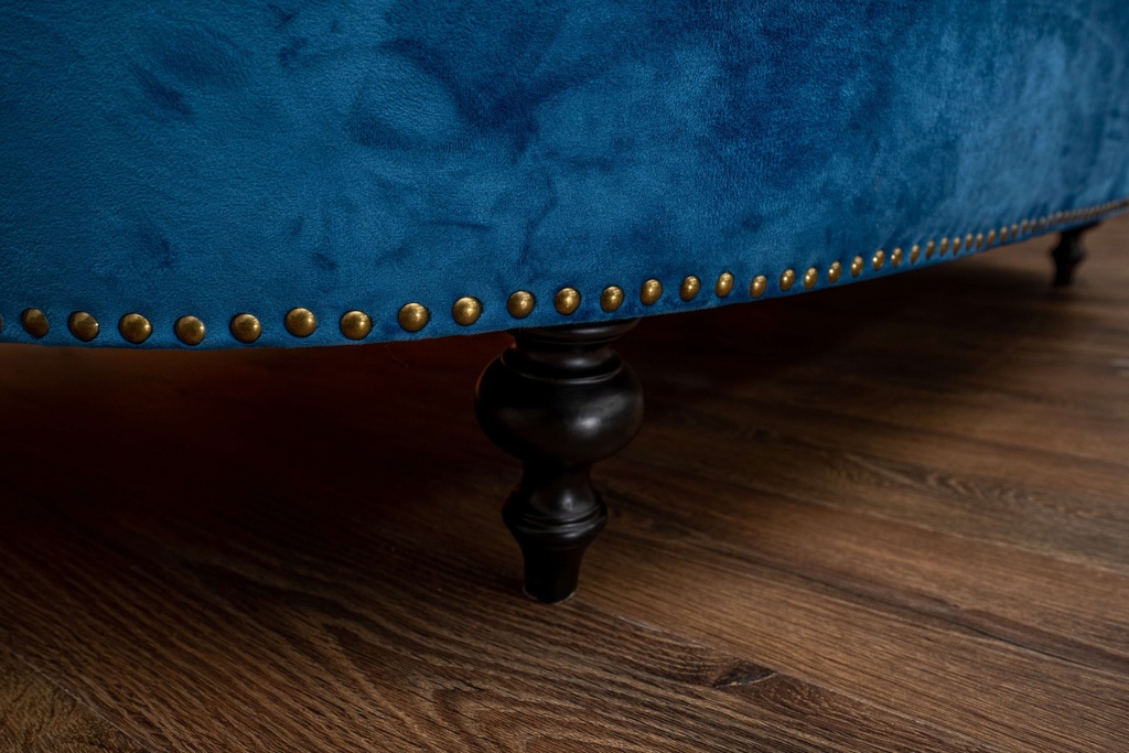 Sheffield chesterfield 2 couch ,bright blue