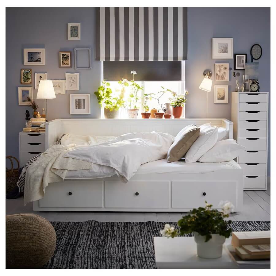 IKEA HEMNES Day-Bed Frame with 3 Drawers, White - No Mattress