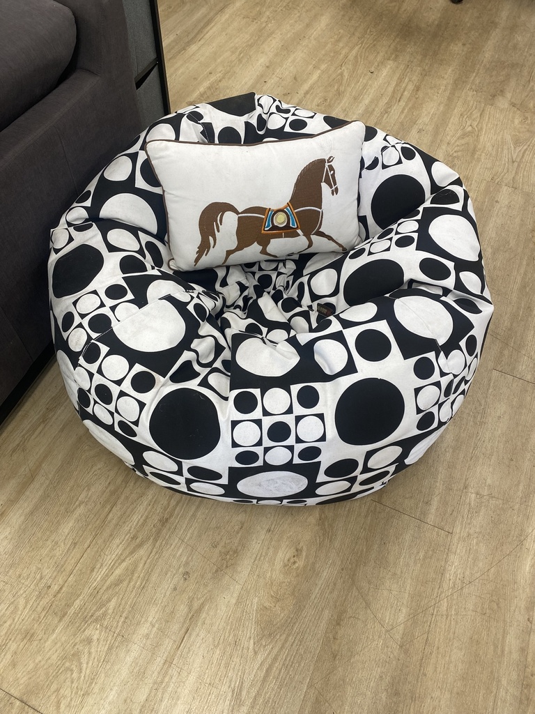 Idiya beanbag black&white