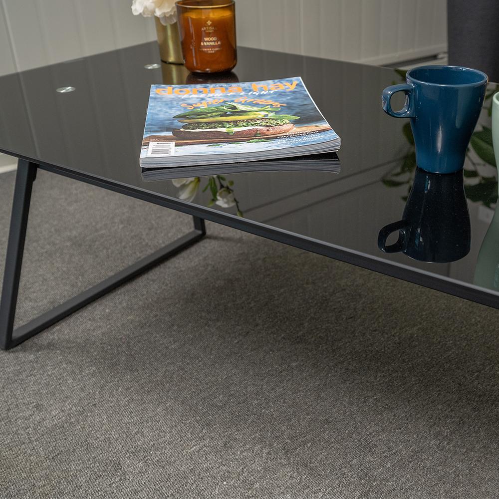 Idiya Acra black coffee table